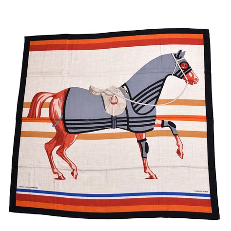 cheval a la couverture hermes